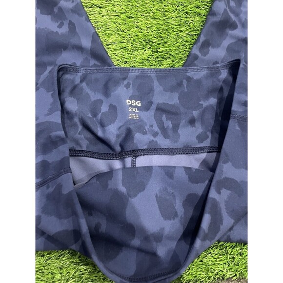 DSG Women's Cropped Leggings Sports Bra Blue Animal Print Set 2XL - Picture 4 of 9